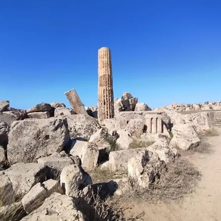 فندق مبيت وإفطار I Gelsomini Selinunte